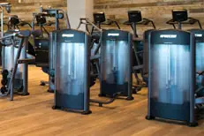 10 фитнес-студий под одной крышей. История успеха Midtown Athletic Club и Precor